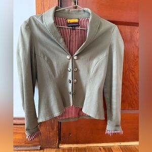 Brooklyn Industries 
Olive Women’s Tailored Military-Style Jacket